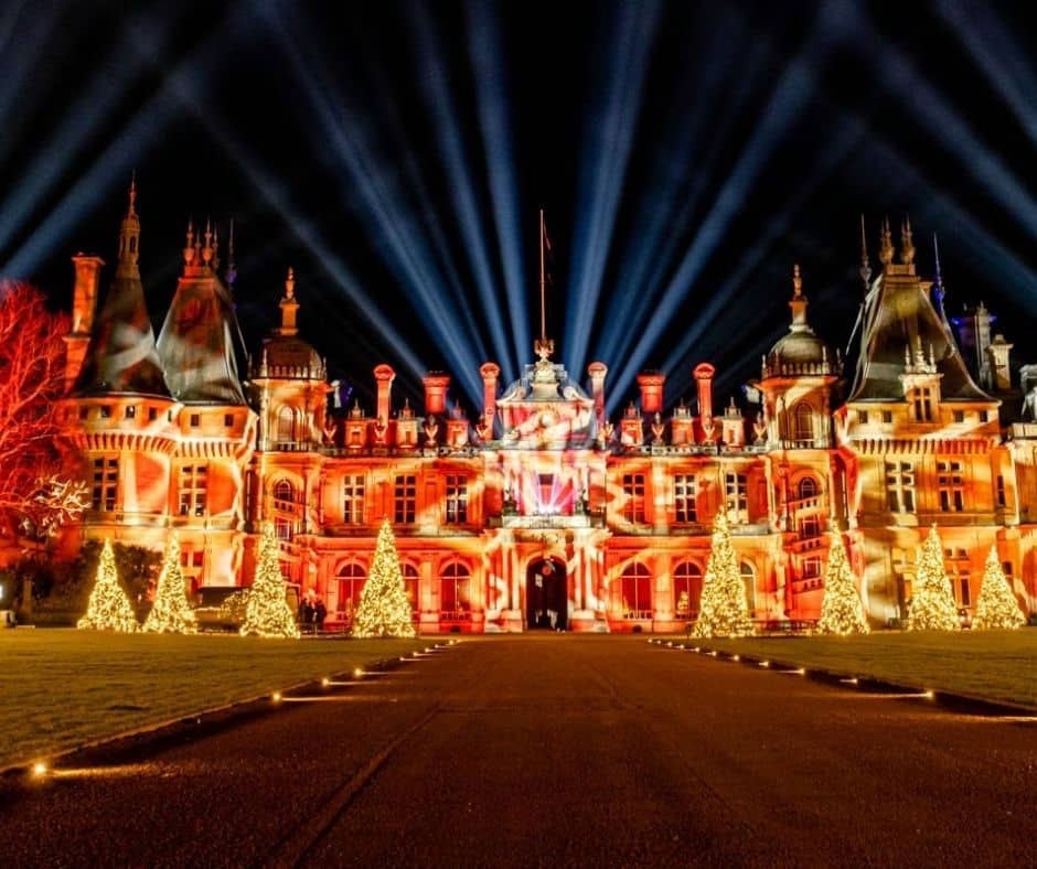Blog Images (17) Iconic UK Christmas Light Installations